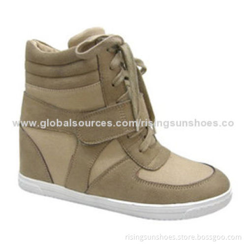 Arhletic shoes, fake suede/canvas upper with hidden heel, in various colors/designs